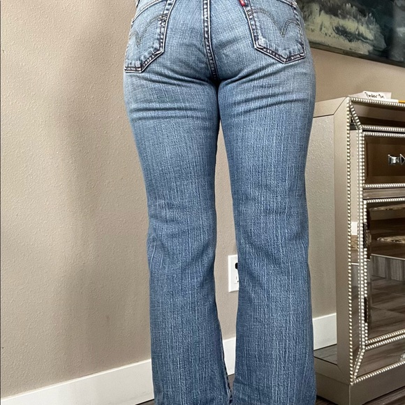 Levi’s - Picture 6 of 6